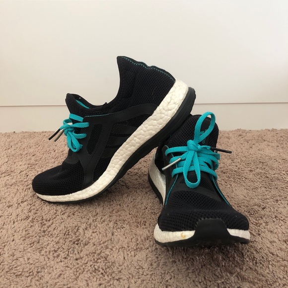 Adidas Pure Boost Size 8 - Picture 1 of 4